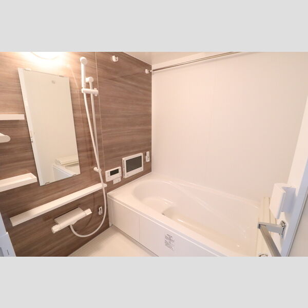 バス (浴室乾燥機のあるバス)