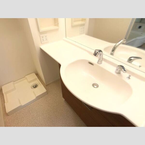 洗面所 (洗髪洗面化粧台)