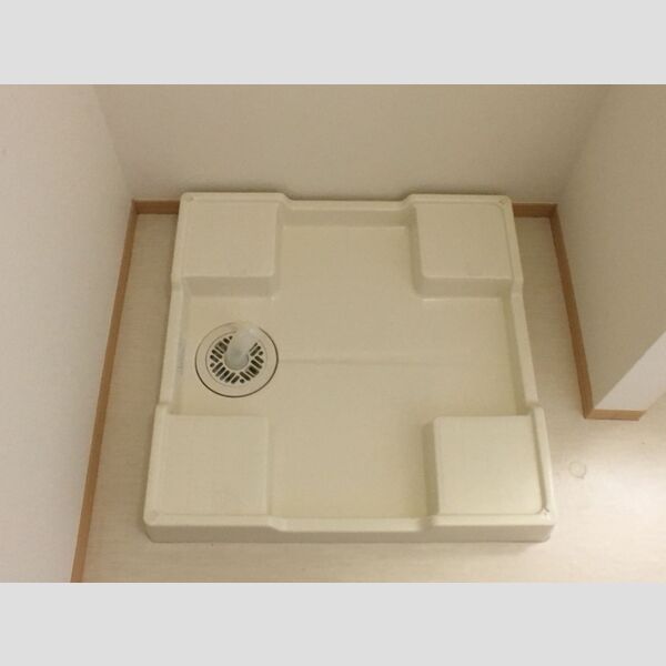 その他 (洗濯機置場)