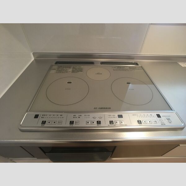 その他 (IHヒーター2口、ラジエントヒーター1口付)