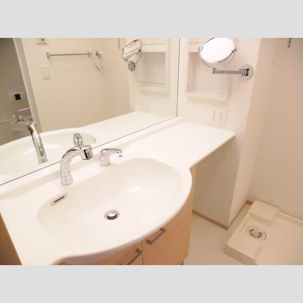 洗面所 (1200幅鏡付き洗髪洗面化粧台)