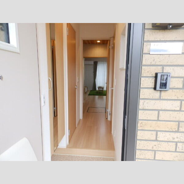 玄関 (玄関より)