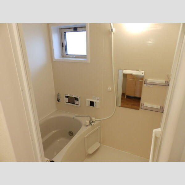 バス (浴室TV付き)