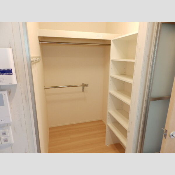 収納 (ウォークインクローゼット)