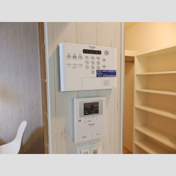 その他設備 (ALSOK　カラーTVドアホン)