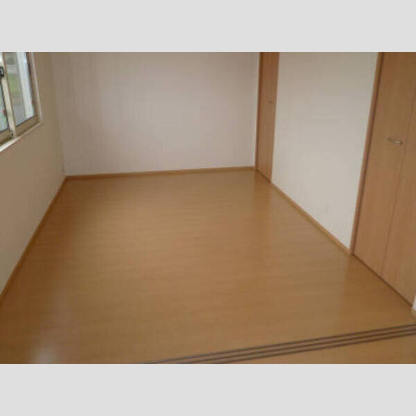 収納 (南側6帖です。収納もございます。)