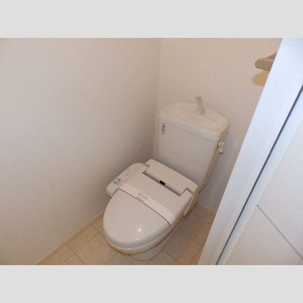 トイレ (温水洗浄暖房便座)