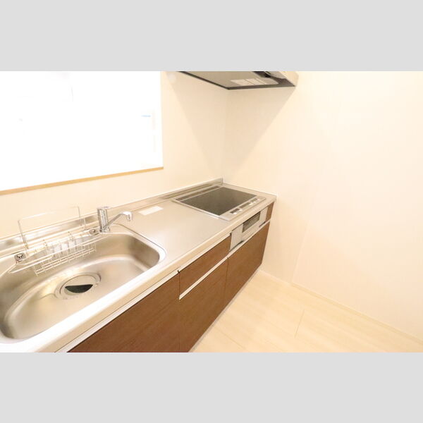 キッチン (IHつきシステムキッチン)