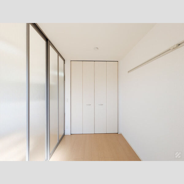 その他 (洋室)