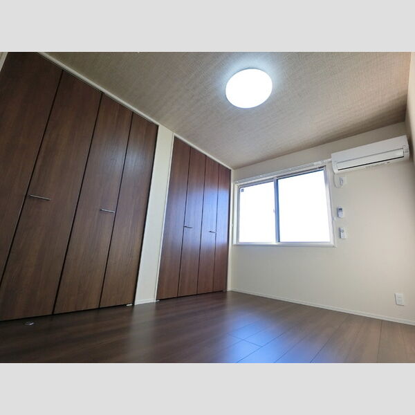 その他 (収納たっぷりの洋室)