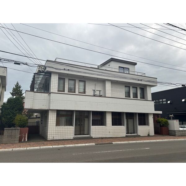 本通2丁目一棟2戸建 画像1