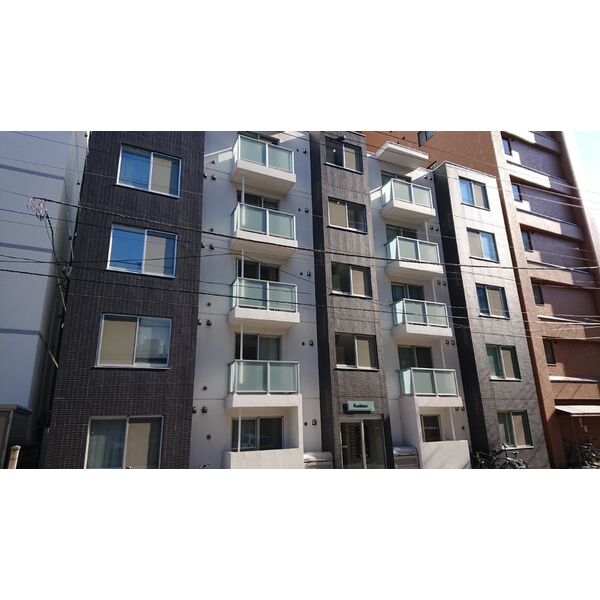 リアプロマンション外観