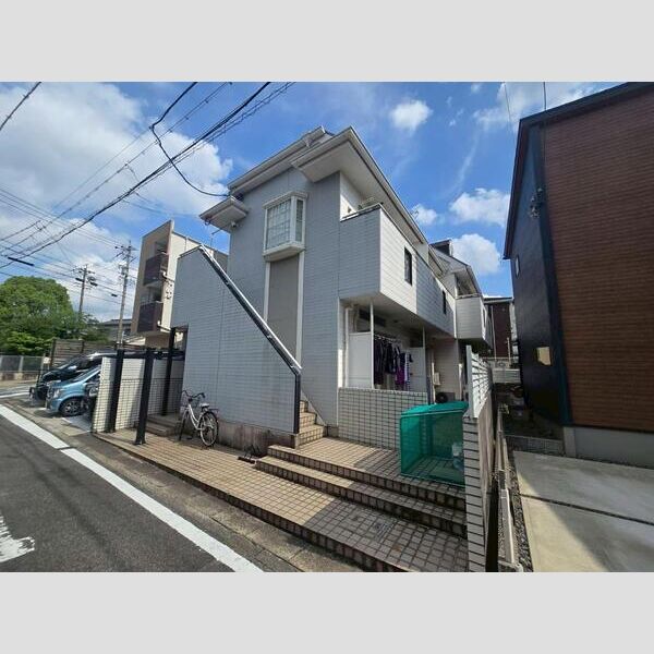 リアプロマンション外観