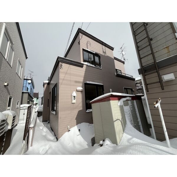 新琴似1条11丁目戸建 画像1
