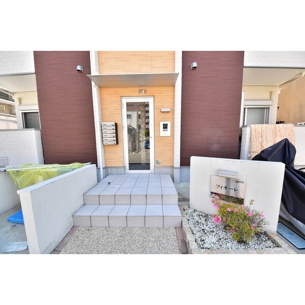 フィオーレの外観2枚目