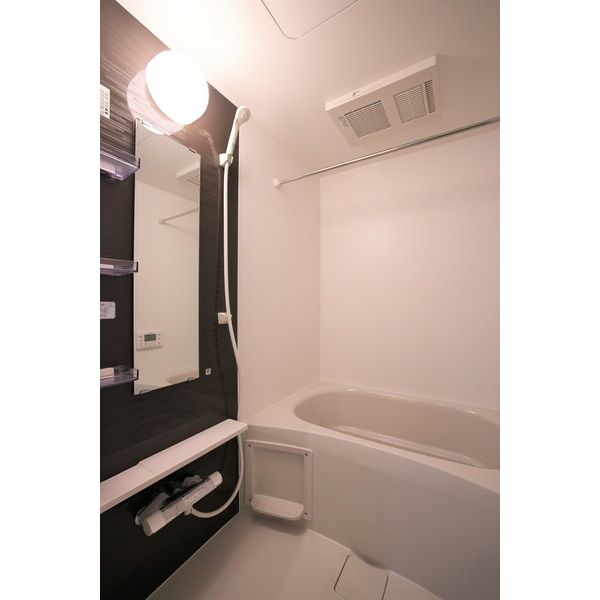 メゾン コンフォールの室内写真5枚目