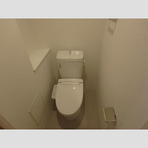 スワンズシティ新大阪ヴィーヴォの室内写真4枚目