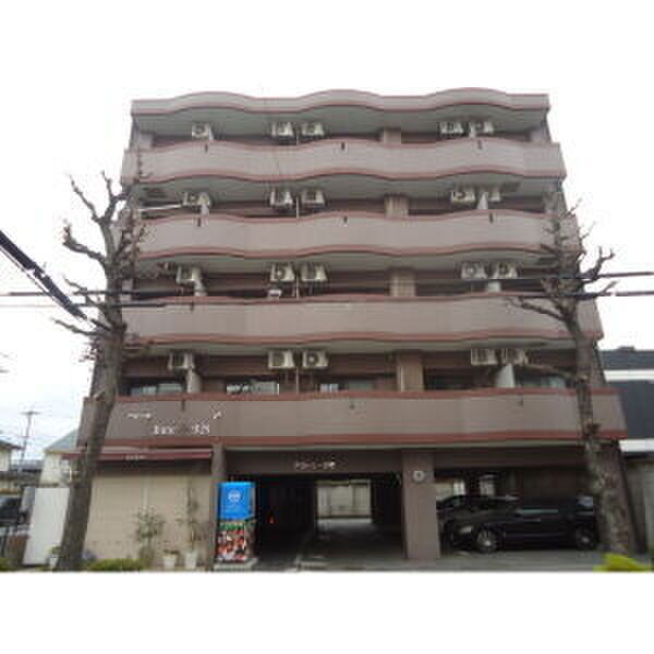 リアプロマンション外観