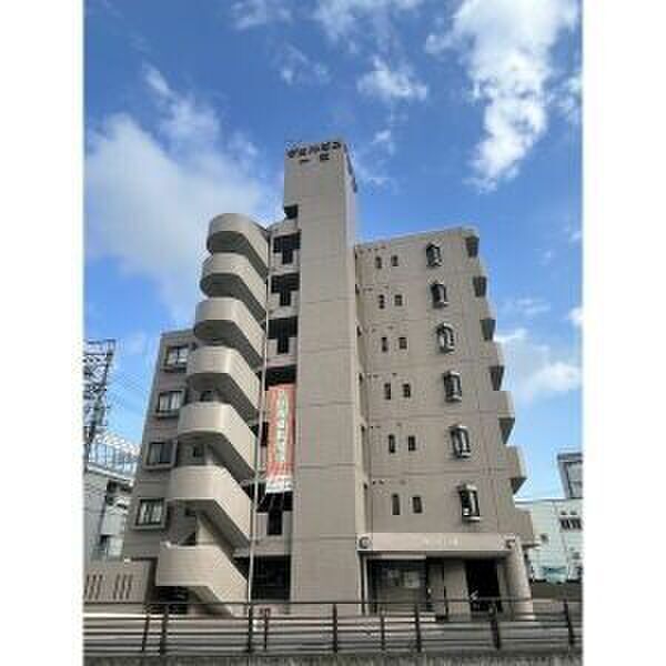 リアプロマンション外観