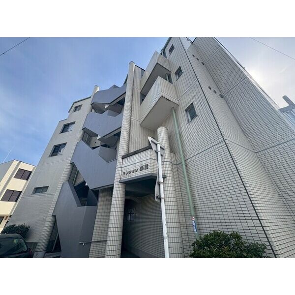 リアプロマンション外観