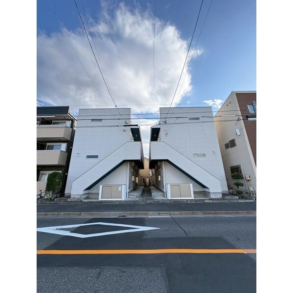 リアプロマンション外観