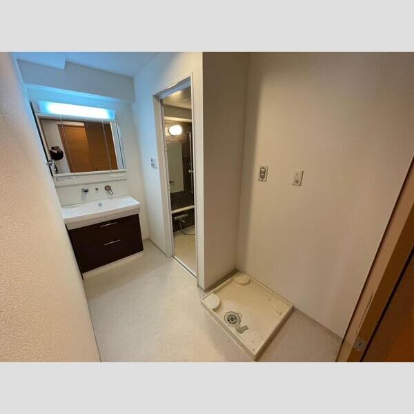 ES-Grande Umedakitaの室内写真6枚目