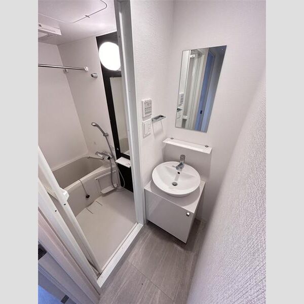 エスリードレジデンス大阪福島フロントの室内写真16枚目