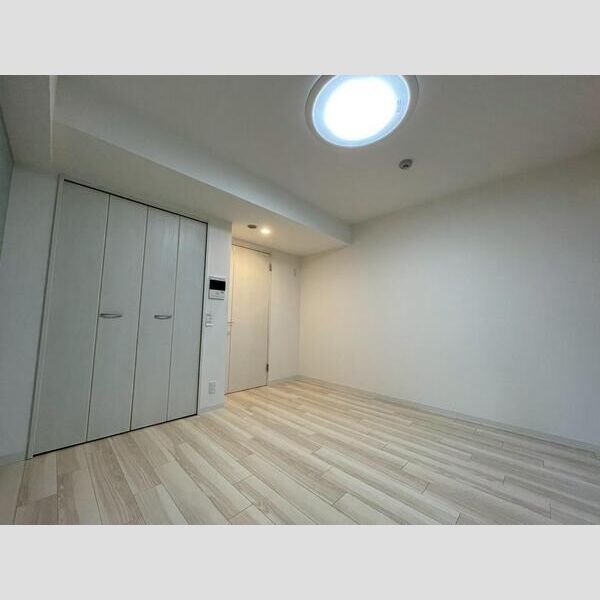 MSR梅田EASTの室内写真1枚目