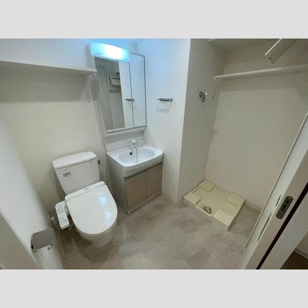 MSR梅田EASTの室内写真4枚目