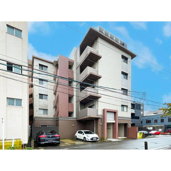 リアプロマンション外観