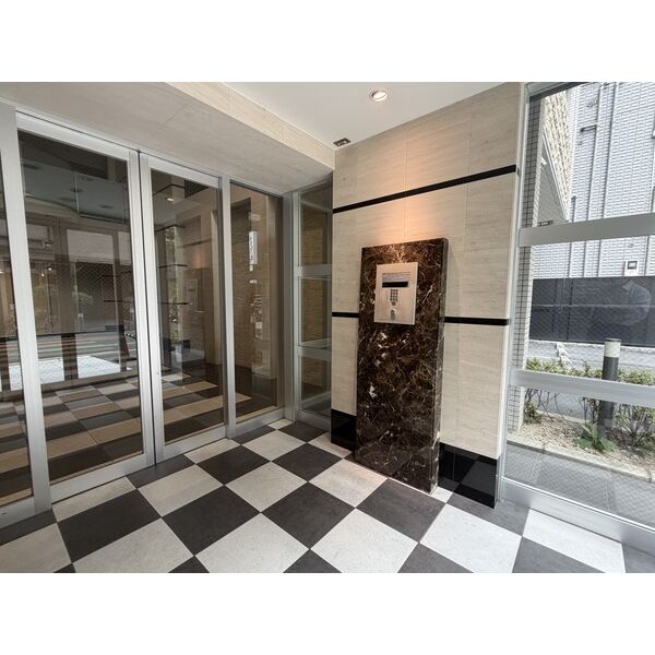 レジュールアッシュ中之島サウスの外観2枚目