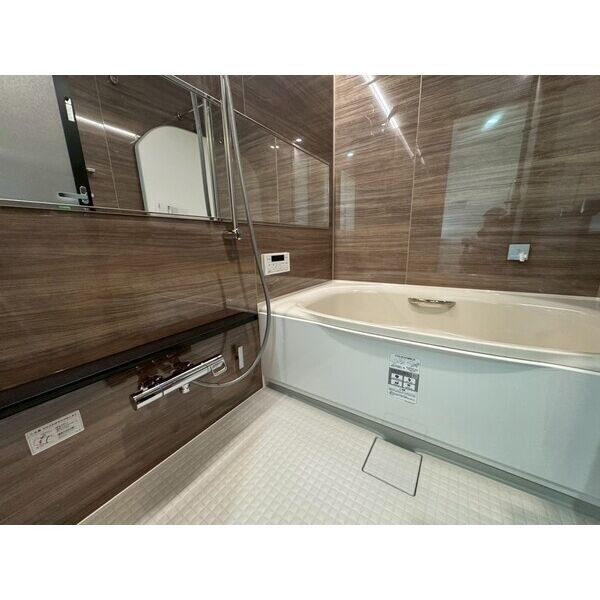 グランドファースト大阪福島の外観6枚目