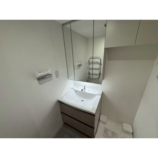 グランドファースト大阪福島の外観8枚目