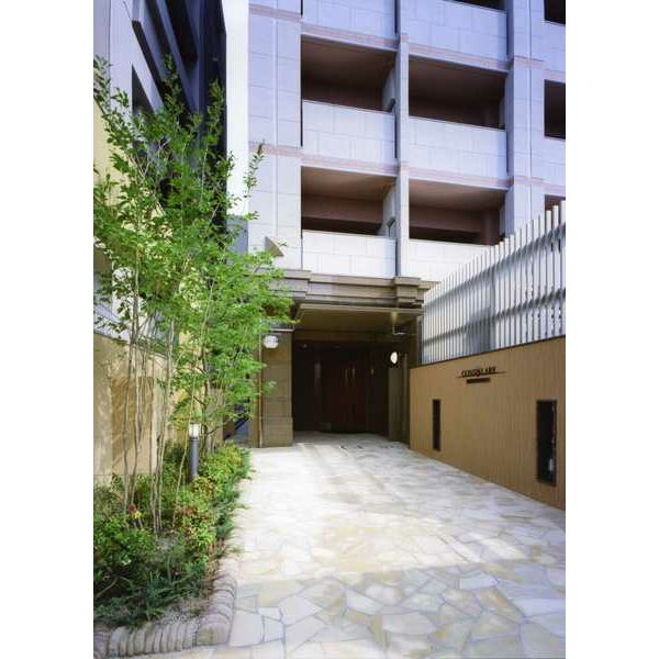 コンソラーレ土佐堀の外観3枚目