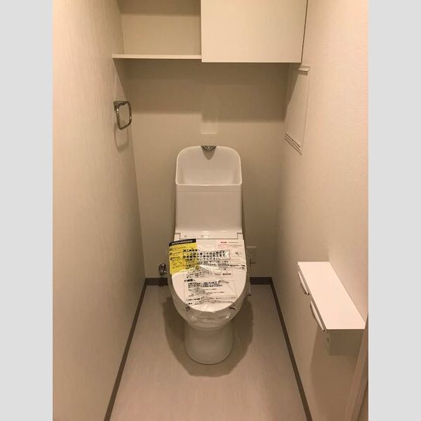 グランビスタ新神戸の室内写真1枚目