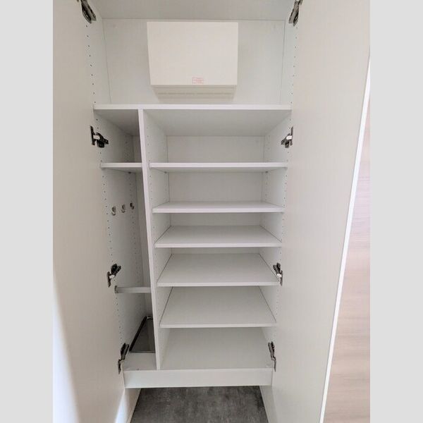 玄関 (シューズボックス)