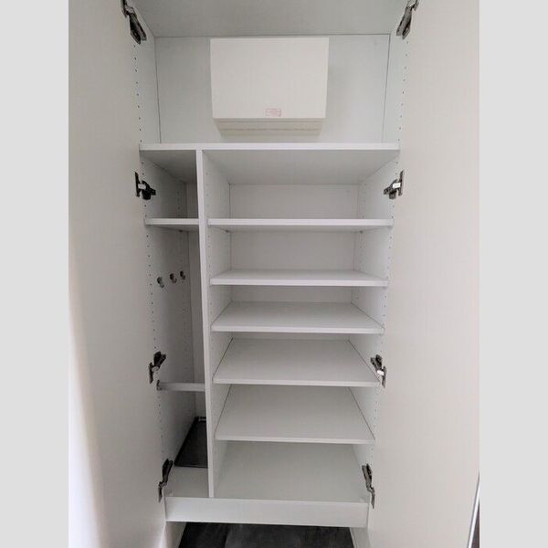 玄関 (シューズボックス)