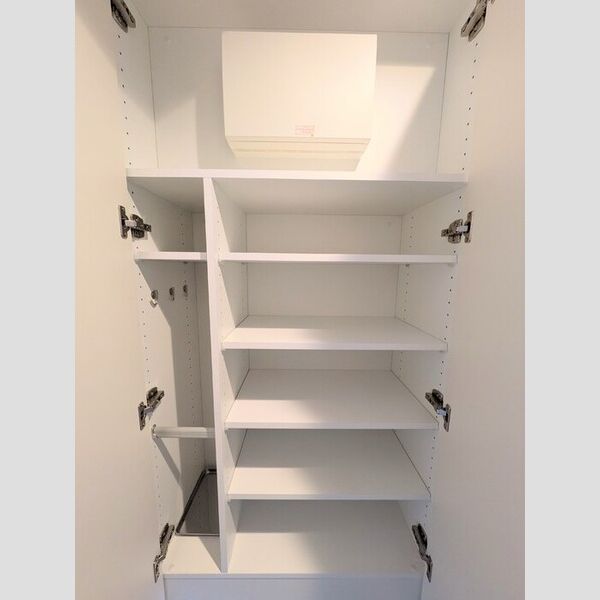 玄関 (シューズボックス)