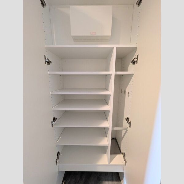 玄関 (シューズボックス)