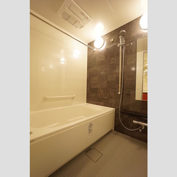 バス (浴室)