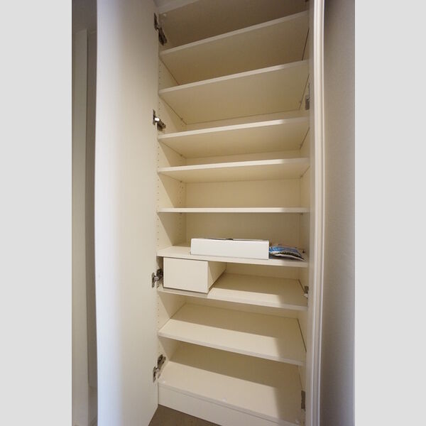 玄関 (シューズBOX)