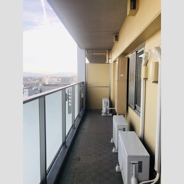 バルコニー・ベランダ (バルコニー)