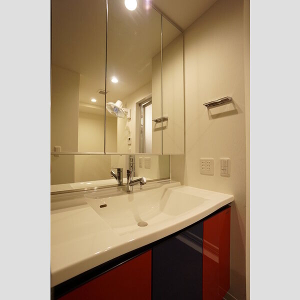 洗面所 (洗面化粧台)