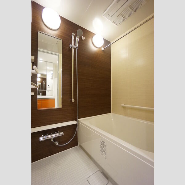バス (浴室)