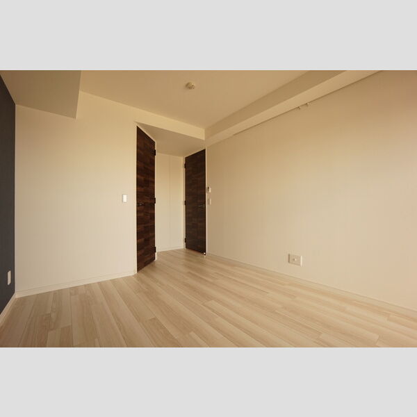 その他 (洋室①)