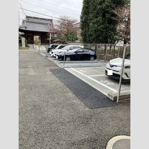 駐車場 (駐車場)