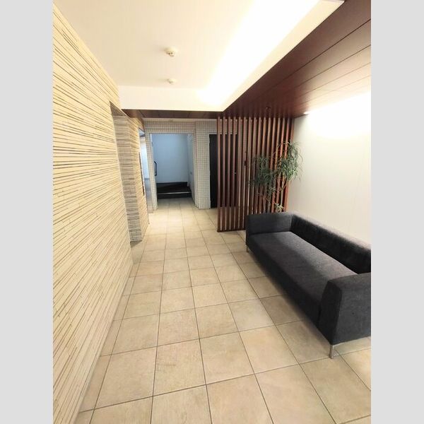 現地周辺 (ロビー)