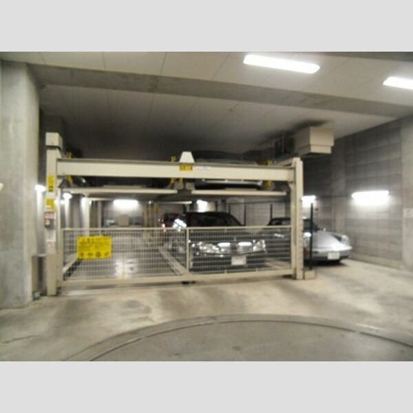 駐車場 (地下機械式駐車場)