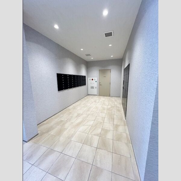 現地周辺 (メールコーナー&宅配ボックス)