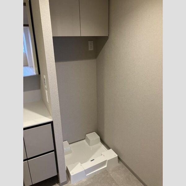 その他 (洗濯機置き場)